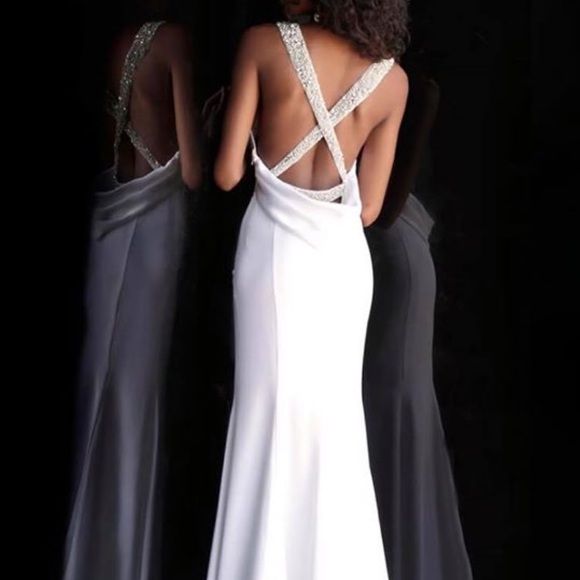 ‼️SOLD‼️ Jovani Pageant Prom Formal - Picture 2 of 8